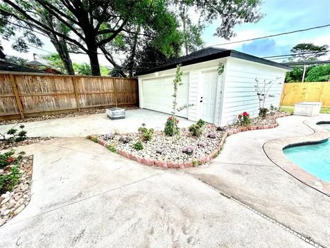 2511 Briarpark Drive Houston TX 77042