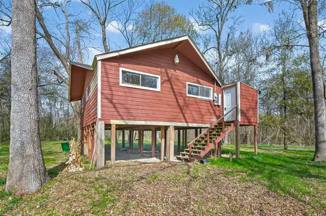 200 County Road 2859 Cleveland TX 77327