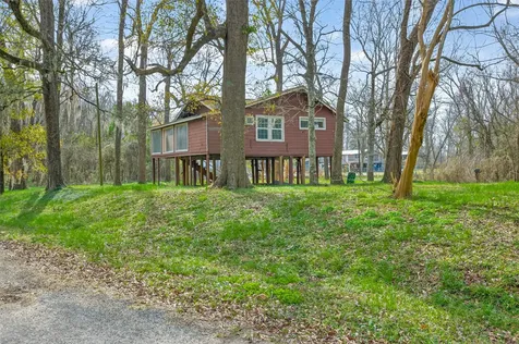200 County Road 2859 Cleveland TX 77327