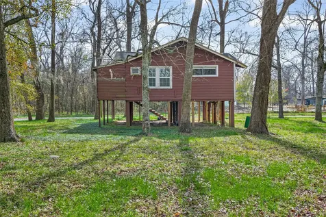 200 County Road 2859 Cleveland TX 77327