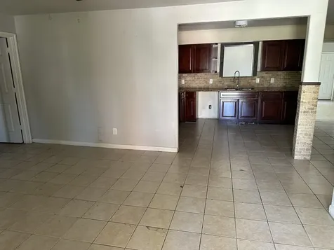 930 S Utah Street La Porte TX 77571
