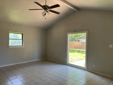 930 S Utah Street La Porte TX 77571