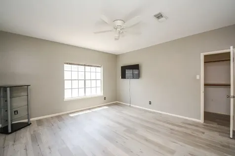 3800 Tanglewilde Street 106 Houston TX 77063