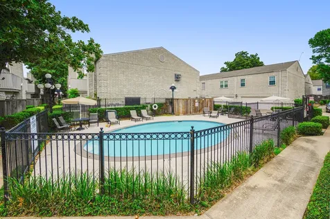 3800 Tanglewilde Street 106 Houston TX 77063