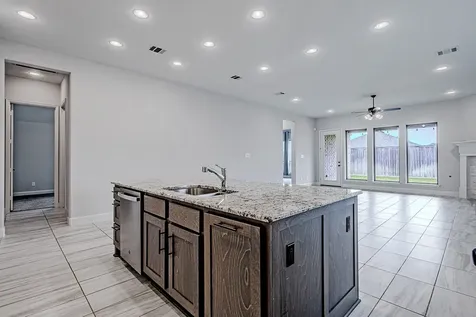 4002 Maple Glen Drive Fulshear TX 77441