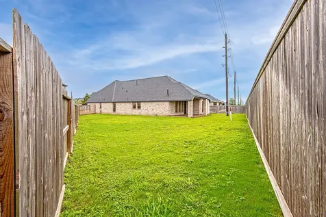 4002 Maple Glen Drive Fulshear TX 77441