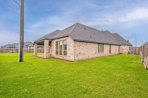 4002 Maple Glen Drive Fulshear TX 77441