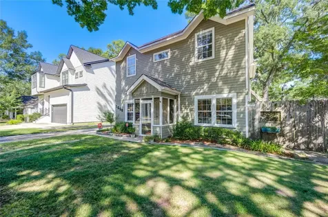 1550 Sue Barnett Drive Houston TX 77018