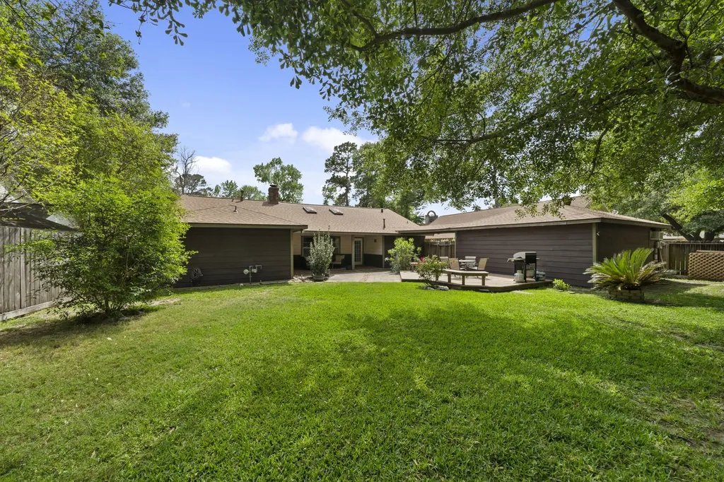 8218 Camborne Lane Houston TX 77070