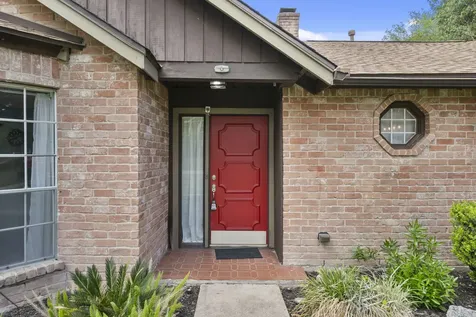 8218 Camborne Lane Houston TX 77070