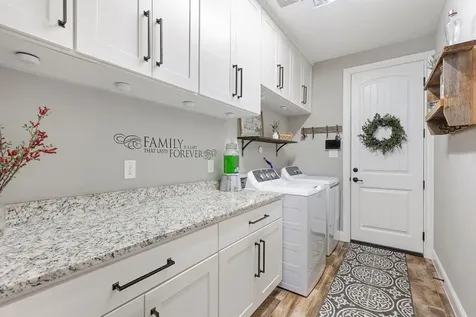11527 Laurens Way Montgomery TX 77316