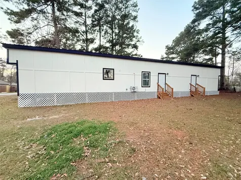 12090 Canal Street Willis TX 77318