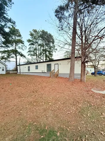 12090 Canal Street Willis TX 77318
