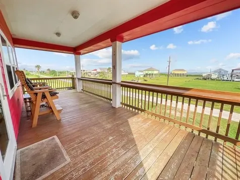 1219 Front Avenue Avenue Port Bolivar TX 77650