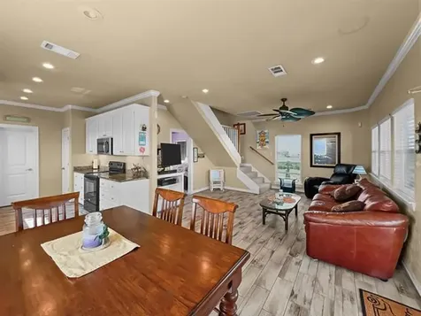1219 Front Avenue Avenue Port Bolivar TX 77650