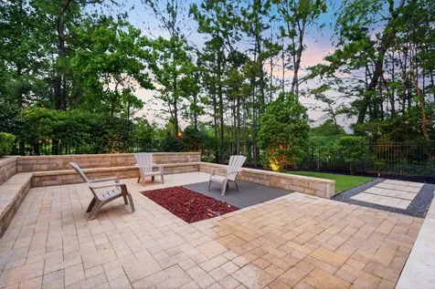 78 S Badger Lodge Circle The Woodlands TX 77389