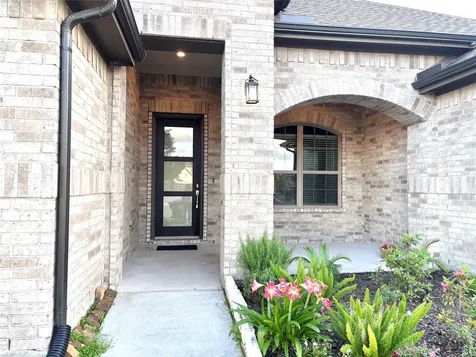 5806 Pecos Court Manvel TX 77578