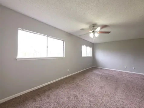 9814 Kiwi Lane Conroe TX 77385