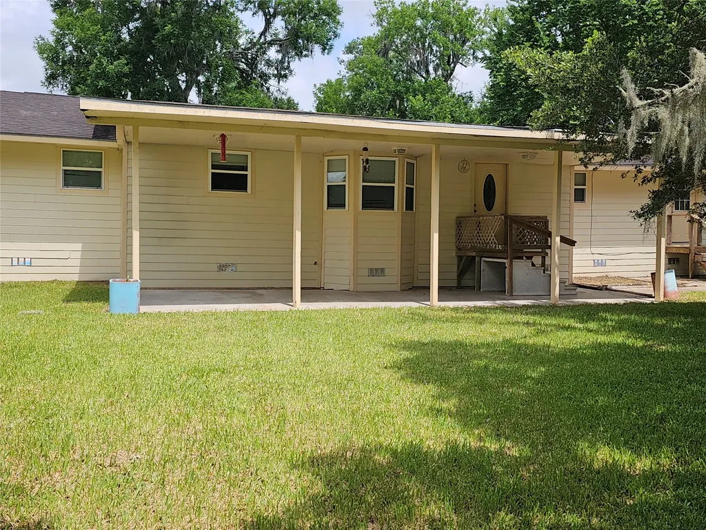 20331 County Road 510v Brazoria TX 77422