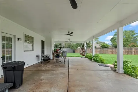 8731 Majesticbrook Drive Houston TX 77095