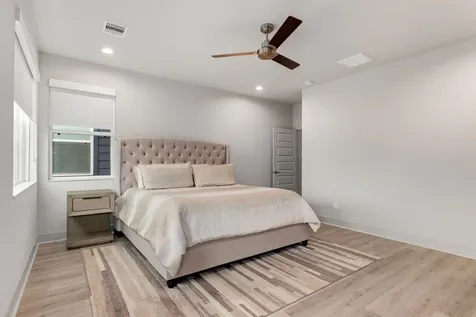 5722 Rucio Lane A Houston TX 77092