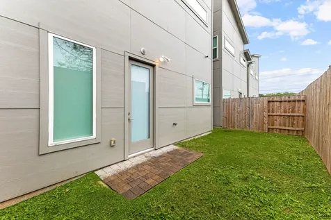 5722 Rucio Lane A Houston TX 77092