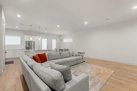 5722 Rucio Lane A Houston TX 77092