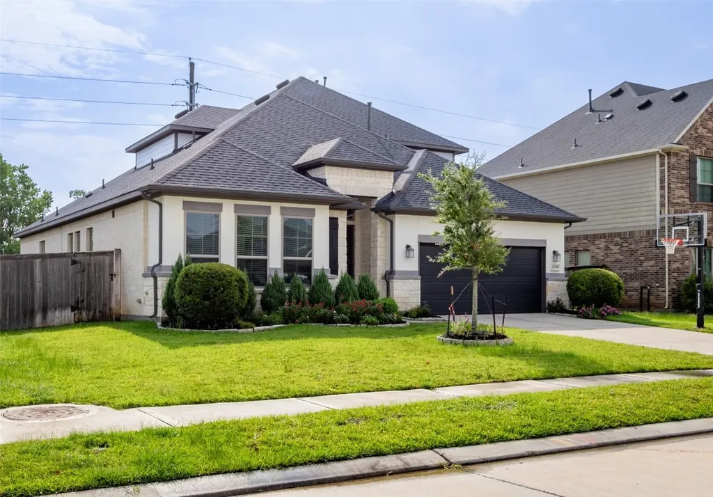 1939 Shallow Canyon Lane Katy TX 77494