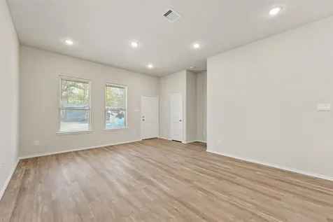 8685 Sassafras Street Willis TX 77318