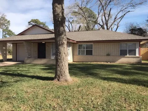 6001 Bretshire Drive Houston TX 77016
