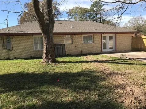 6001 Bretshire Drive Houston TX 77016