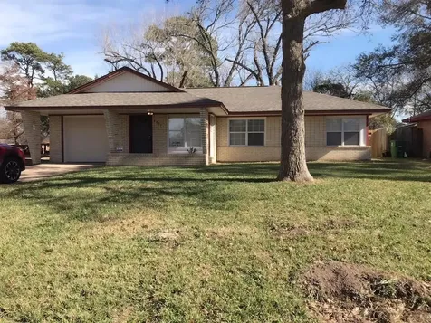 6001 Bretshire Drive Houston TX 77016