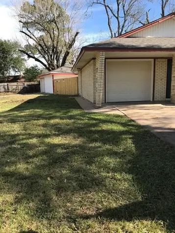 6001 Bretshire Drive Houston TX 77016