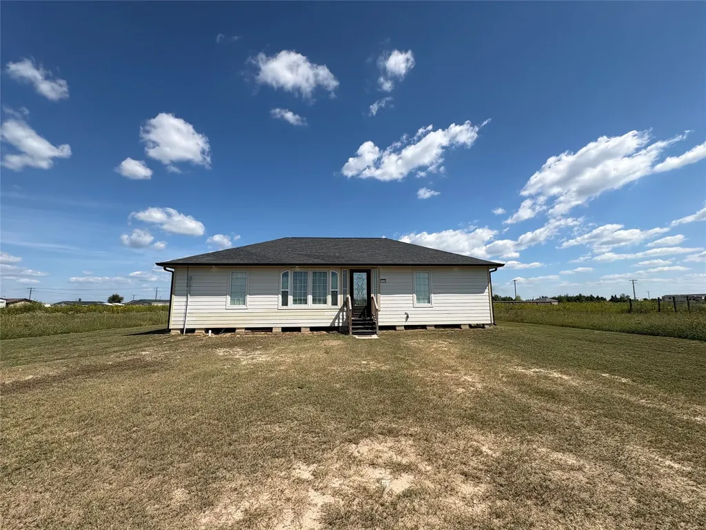 1238 Road 57211 Cleveland TX 77327