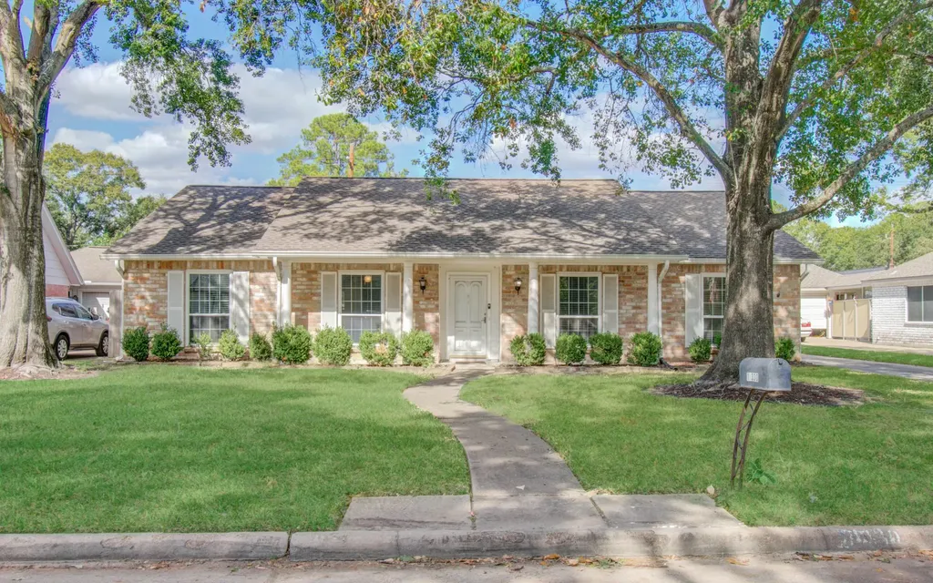 10330 Summerhill Drive Houston TX 77070