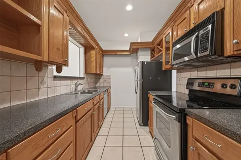 8097 El Mundo Street 8097 Houston TX 77054