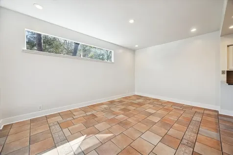 225 Litchfield Lane Houston TX 77024