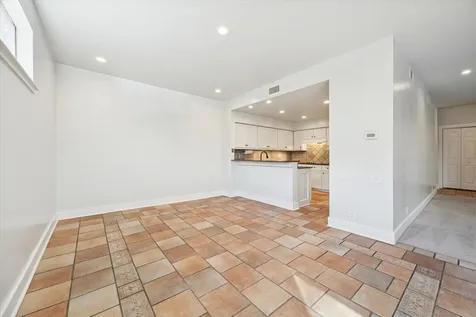 225 Litchfield Lane Houston TX 77024
