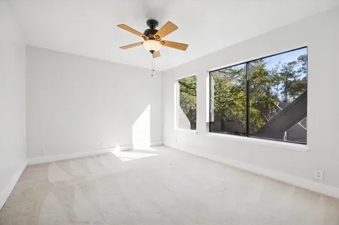 225 Litchfield Lane Houston TX 77024