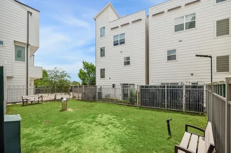 1827 Ennis Street Houston TX 77003