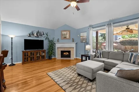 312 Blossomwood Drive League City TX 77573