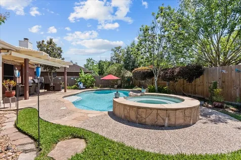 312 Blossomwood Drive League City TX 77573