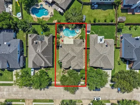 312 Blossomwood Drive League City TX 77573