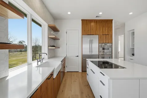 2002 Cove Park Drive Kemah TX 77565