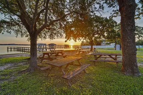 2002 Cove Park Drive Kemah TX 77565