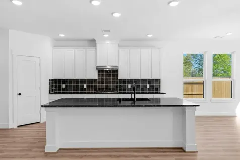 361 Covey Lane Sealy TX 77474
