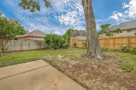 934 Goldfinch Avenue Sugar Land TX 77478