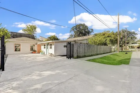 3906 Beggs Street Houston TX 77009