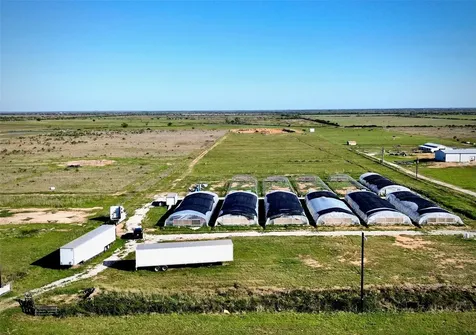 2037 Fm 2761 Alleyton TX 78935