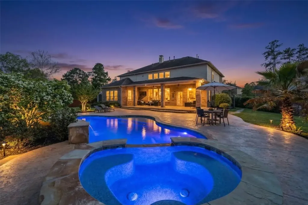 26 Verdin Place The Woodlands TX 77389